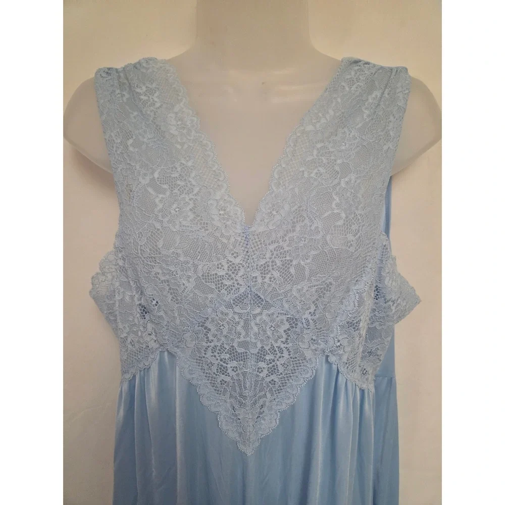 Miss Elaine Silk Essence Light Blue Lace Trim Nightgown XL Sleeveless